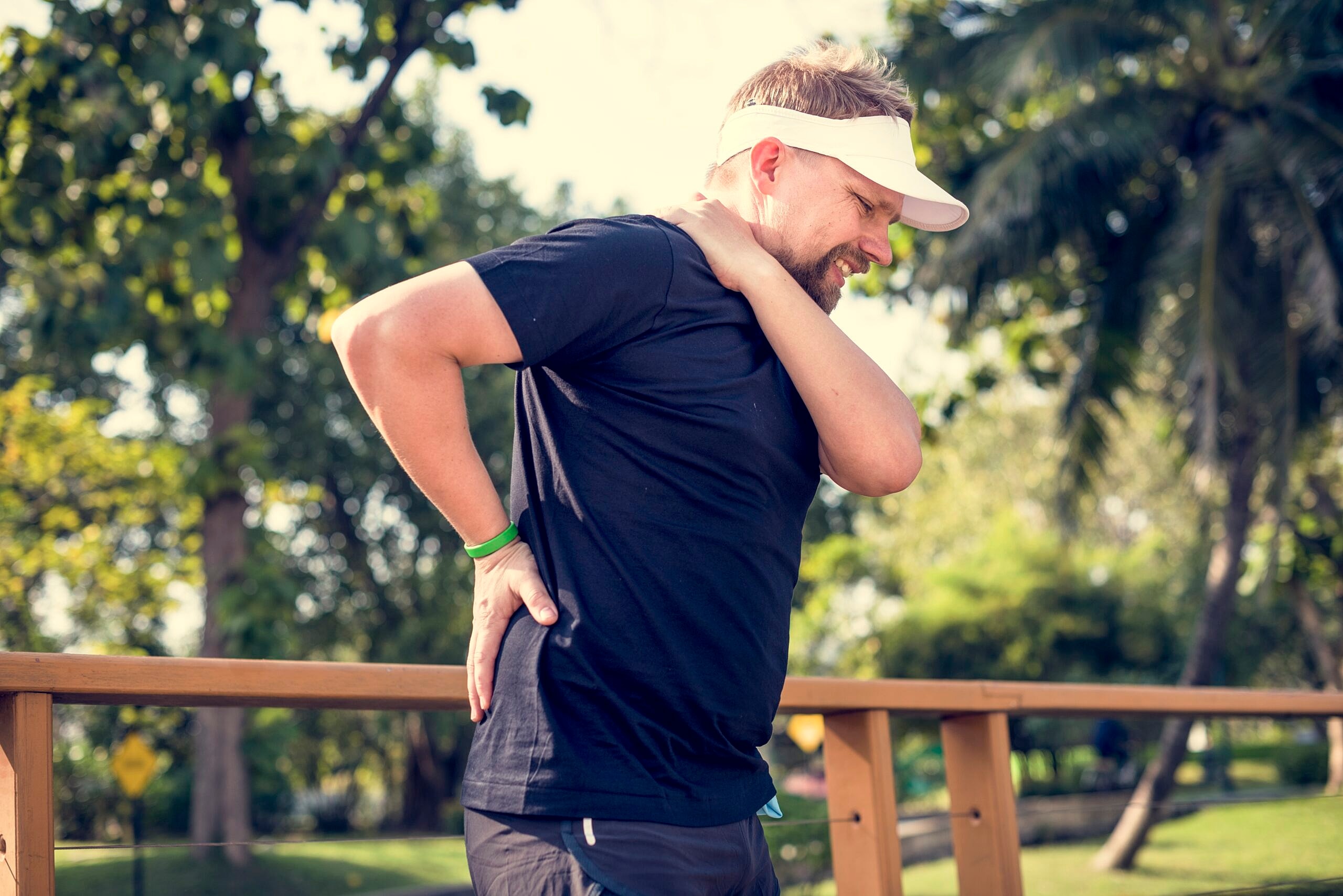 Sports Related Back Pain – Tips for a Safe Recovery